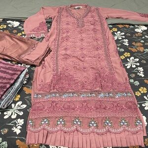 🌹PAKISTANI THREE PIECE SHALWAR KAMEEZ THREE PIECE MARIA B DESIGNER PIECE 🌹